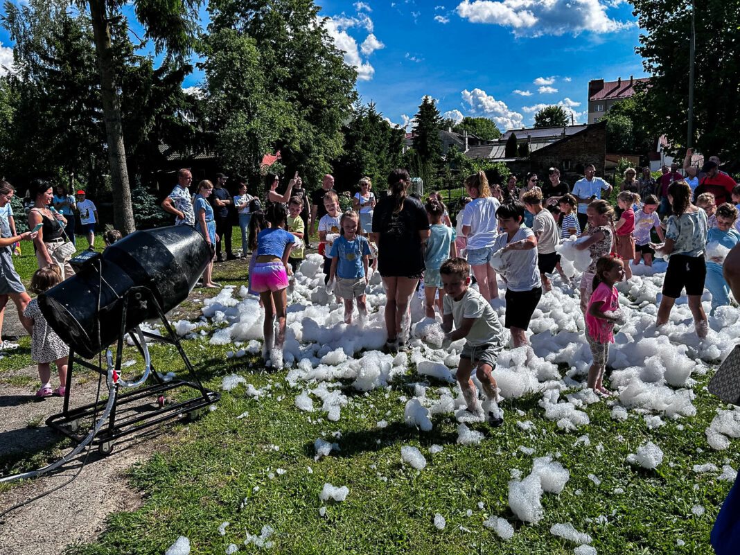 Opatowskie starostwo dla dzieci. Zabawa na Promenadzie