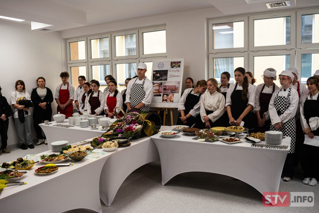 Warsztaty w Zespole Szkół Gastronomicznych i Hotelarskich w Sandomierzu. Grzyby w roli głównej