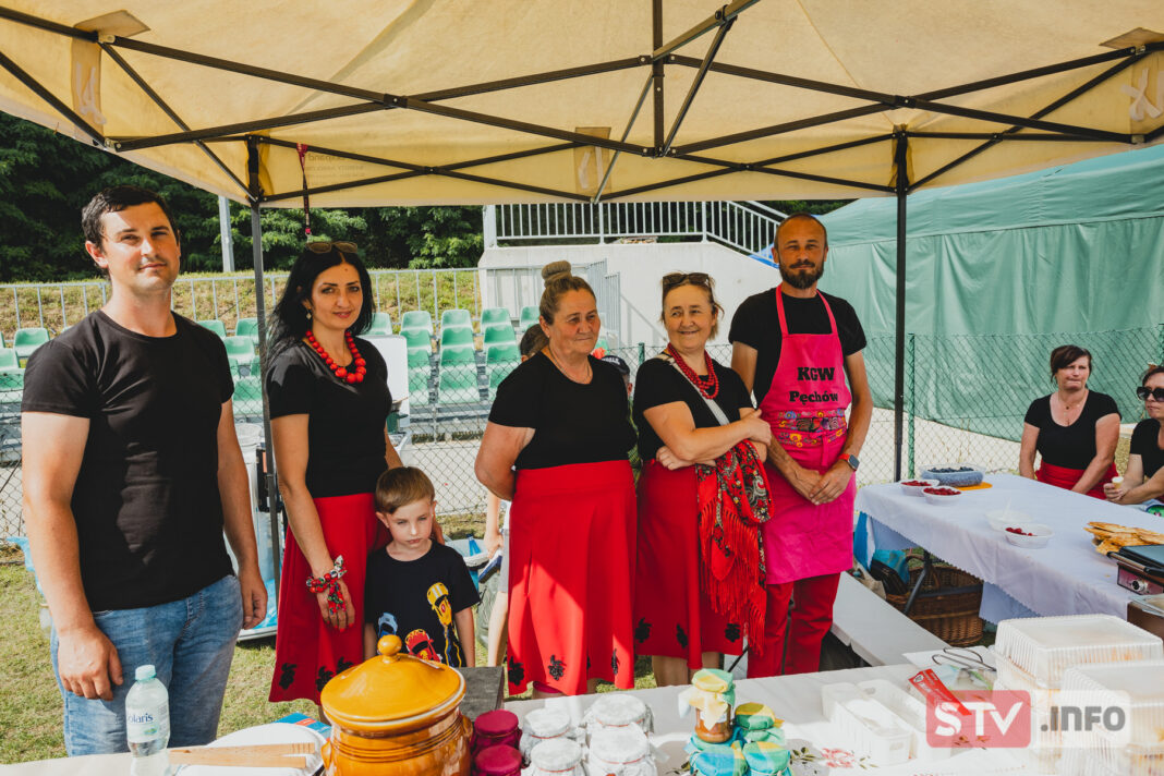KGW z Pęchowa wygrało kulinarną bitwę. Smaczny konkurs w Dwikozach