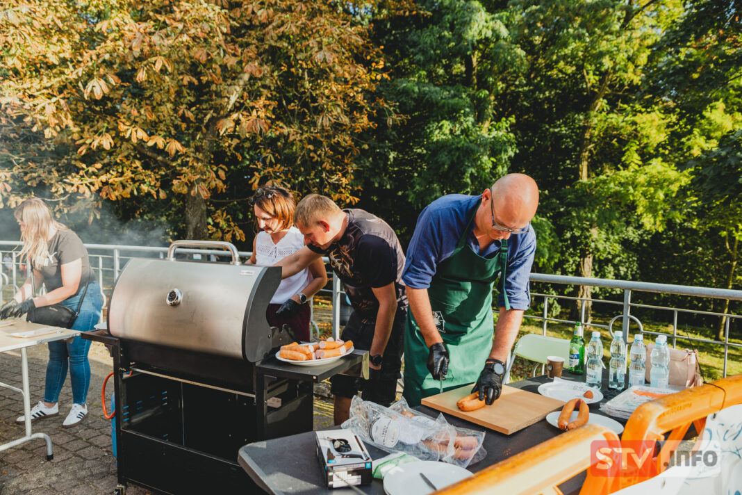 Rodzinny Piknik w Sandomierzu przyciągnął tłumy. Kiełbaska od burmistrza hitem imprezy