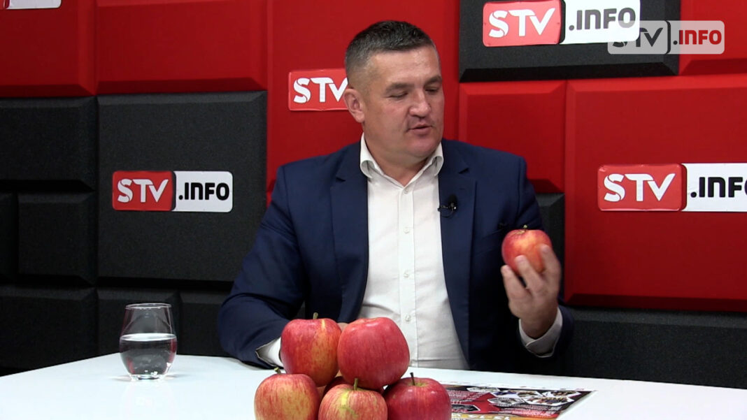 #infoTEMAT: Krzysztof Tworek: Nasi sadownicy produkują najlepsze jabłka. Jabłkobranie to ich święto