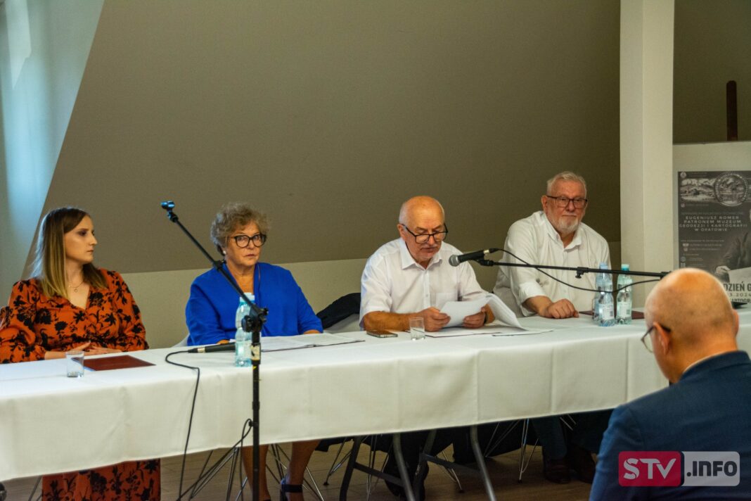 Opatowskie Muzeum Geodezji Kartografii ma 20 lat. jedyne takie w Polsce