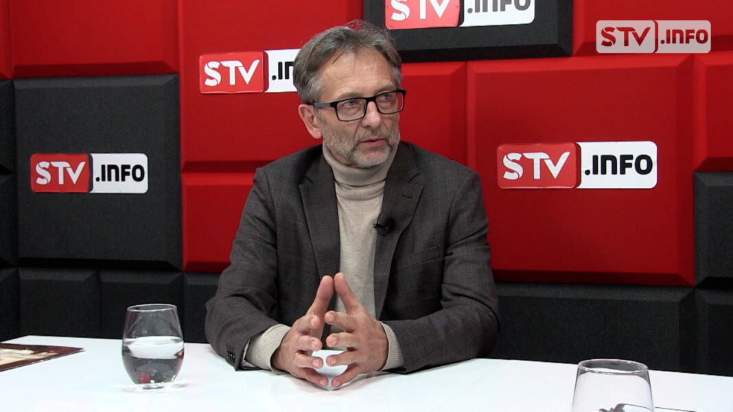 #infoTEMAT. Waldemar Białousz: Rankingi zabijają szkołę