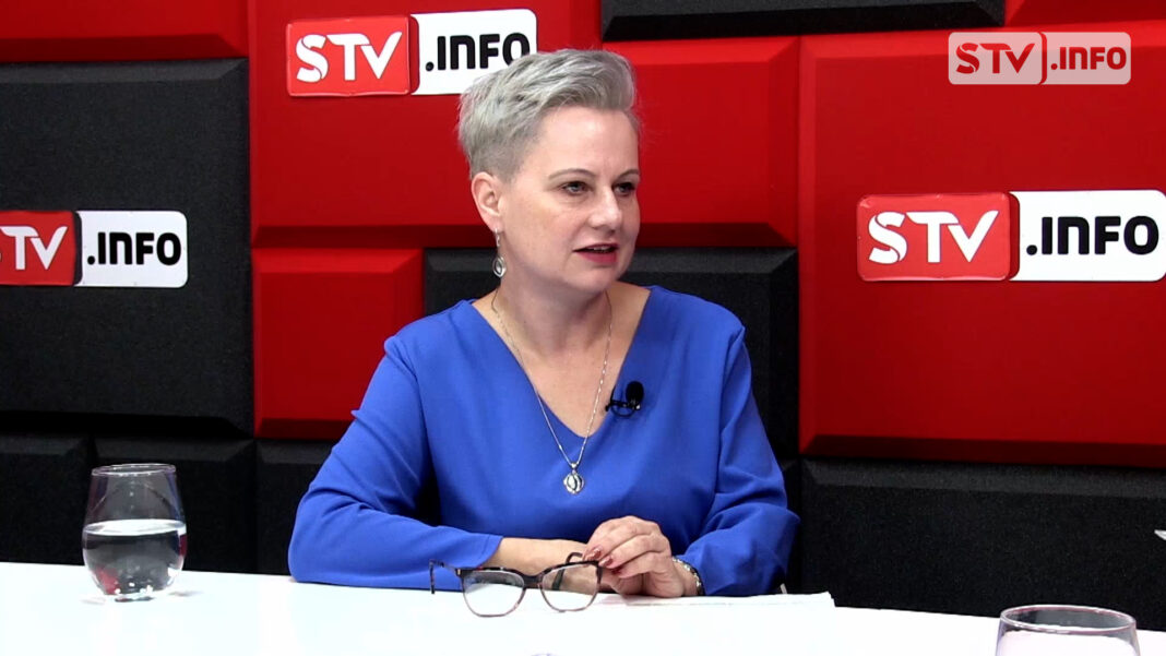 #infoTEMAT. Magdalena Wilk: Osobom sprawującym pieczę zastępczą gwarantujemy wszechstronną pomoc