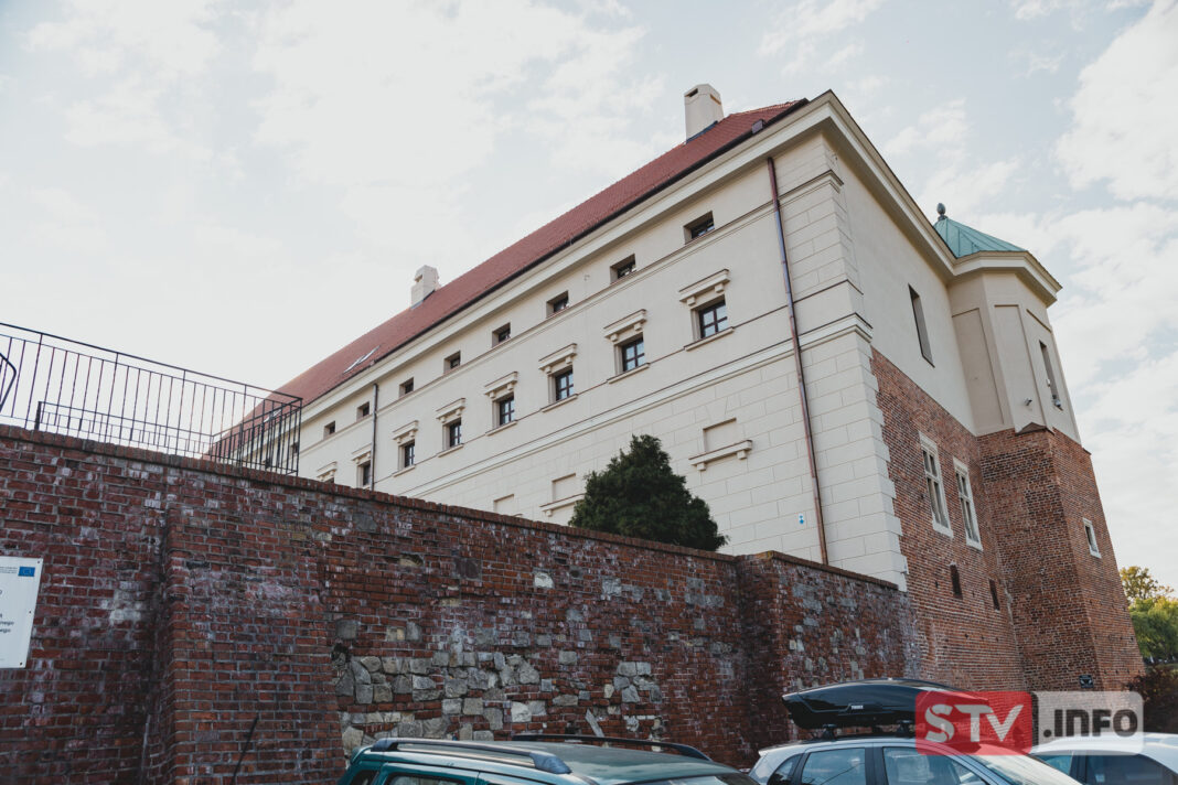 Zamek Królewski z odnowioną elewacją. Inwestycja za 3 mln zł ma wytrzymać kolejne dziesięciolecia