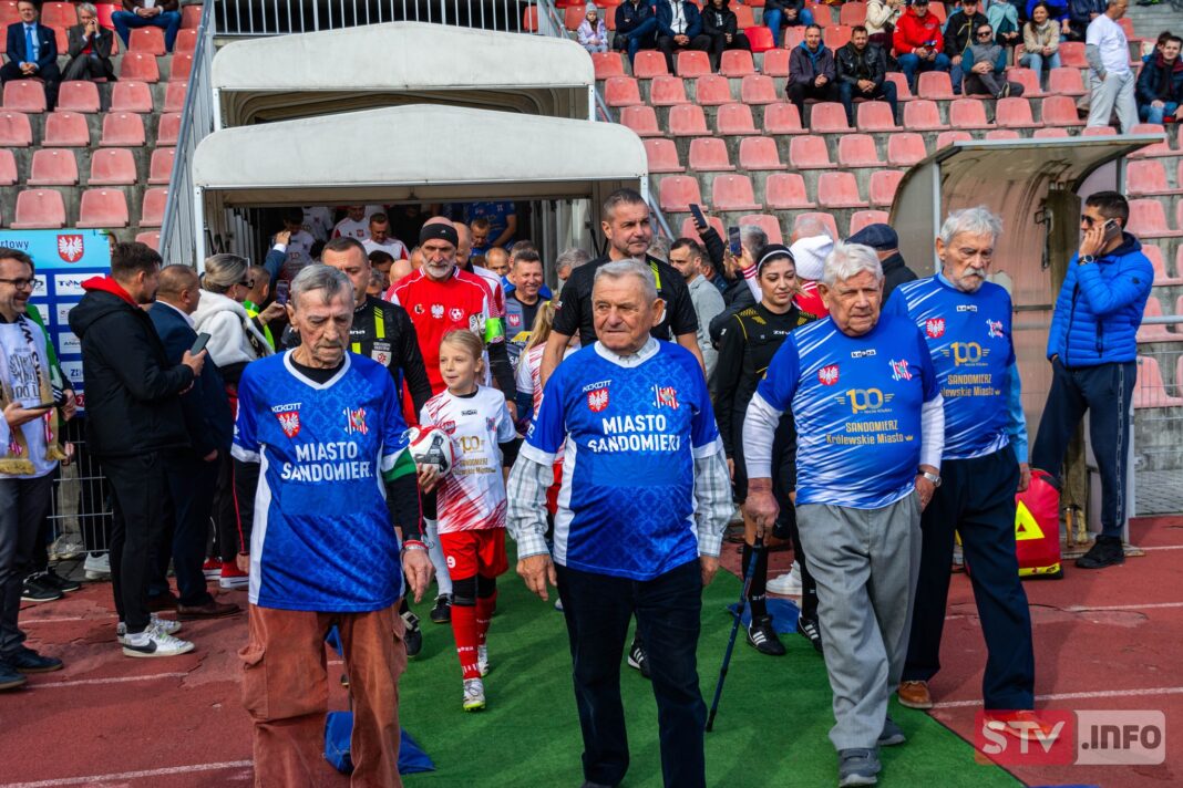 Sandomierska Wisła ma 100 lat. Feta na stadionie przy Koseły