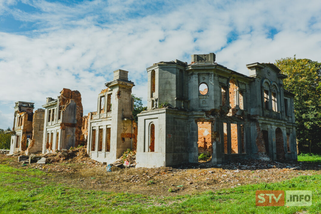 Pałac Karskich we Włostowie ma odzyskać dawny blask. Ambitne plany powiatu