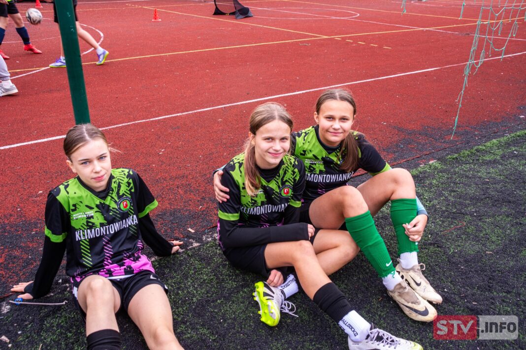 Awans dziewcząt z Klimontowa w turnieju „Z Orlika na Stadion”