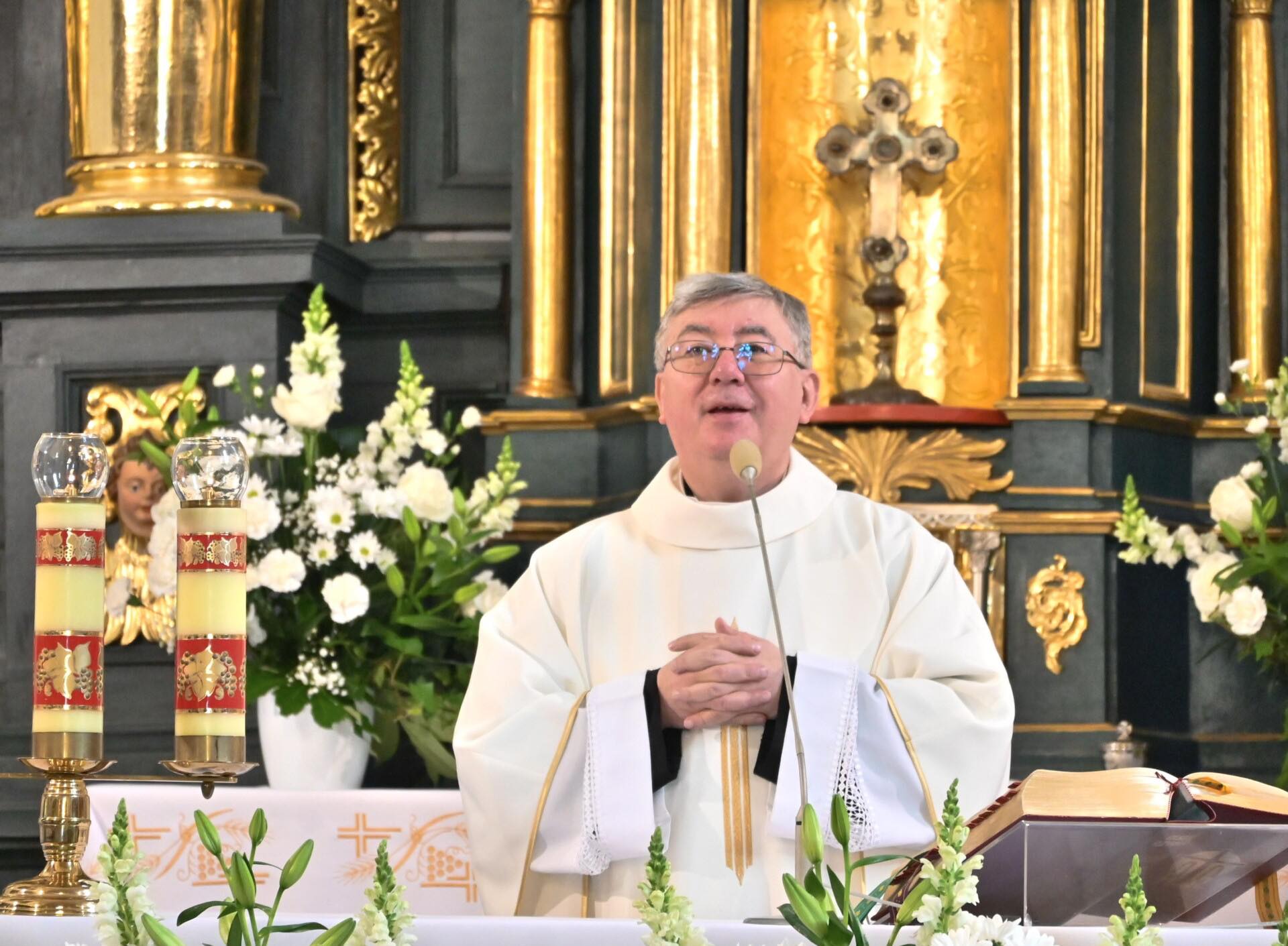 571381217_860729119866742_4959585169428640640_n