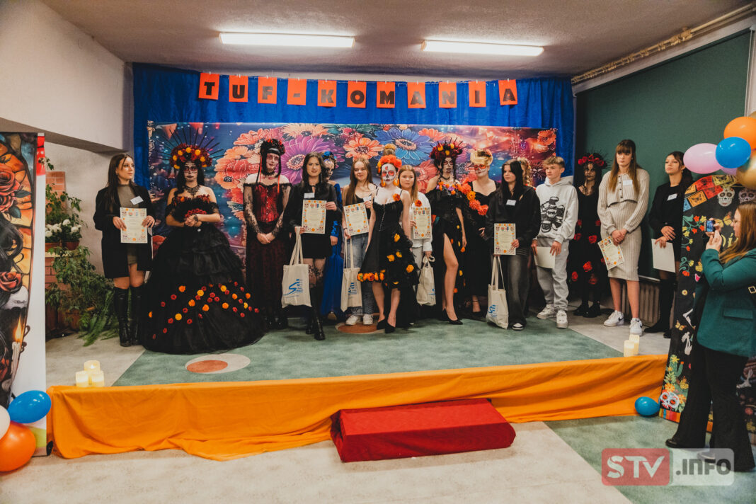 Meksykańskie Święto Zmarłych inspiracją „TUF-komanii”. Mistrzynią fryzjerstwa Paulina Zasuwa z ZDZ w Ostrowcu Św.