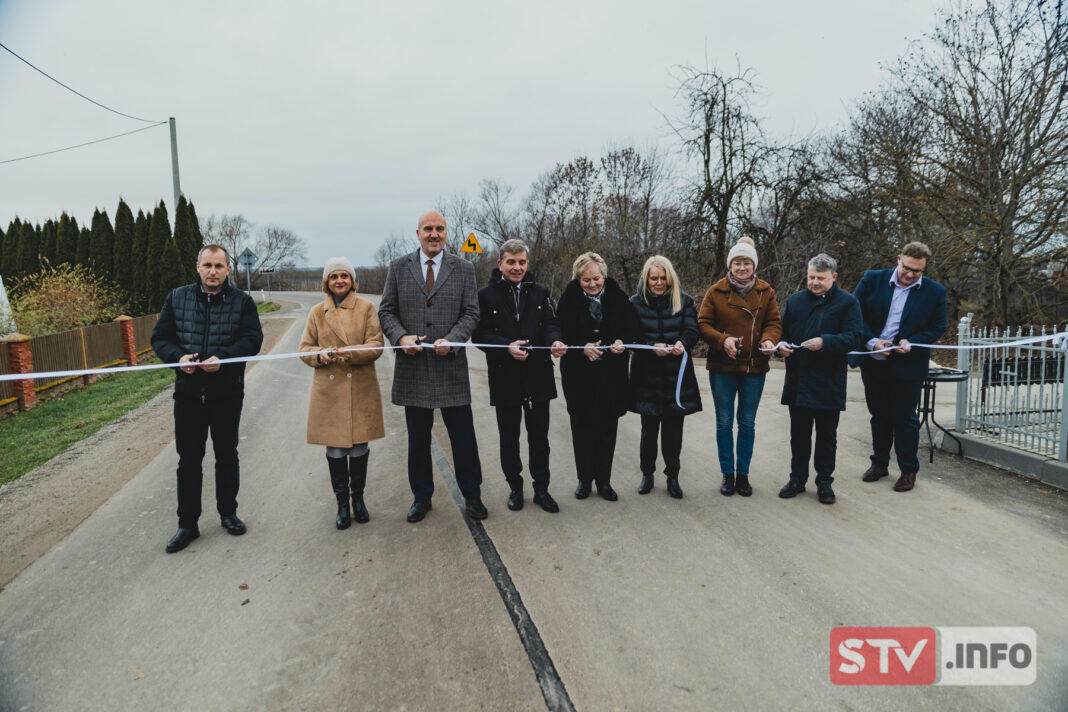 Droga w Ciszycy na mikołajki. Błyskawiczna modernizacja nowej nawierzchni