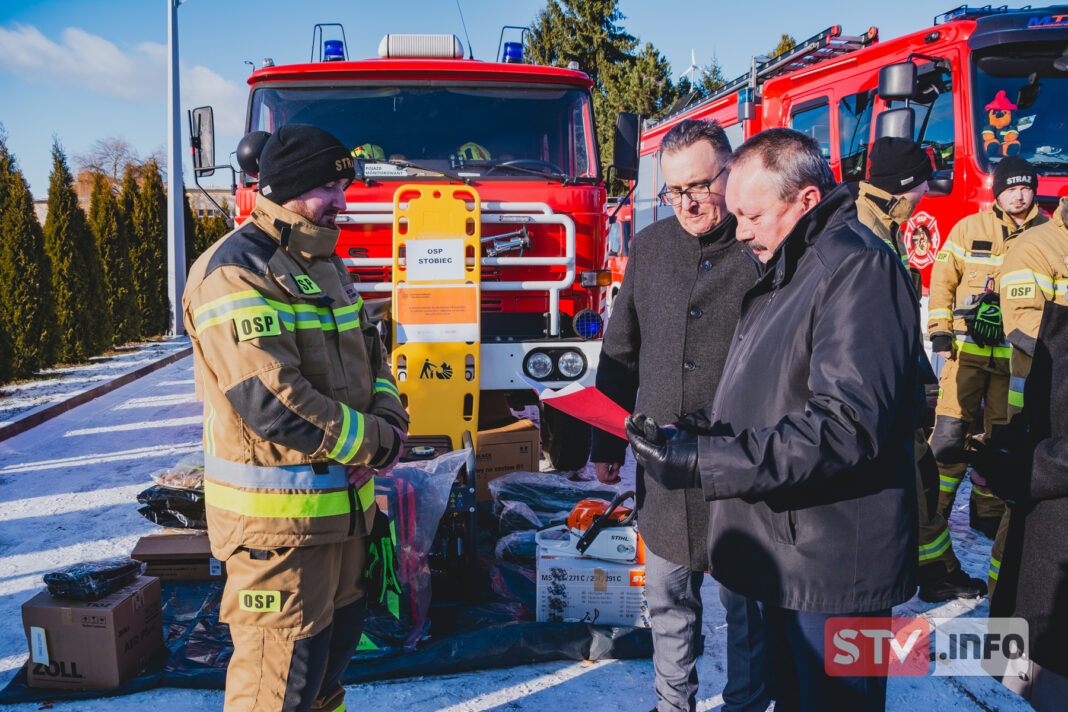 Wielkie zbrojenie strażaków w Iwaniskach. Sprzęt za blisko pół miliona złotych