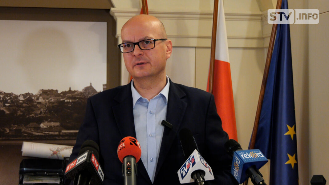 Pierwsza w tym roku konferencja prasowa w sandomierskim magistracie. Było o inwestycjach, planach i akcji „zima”