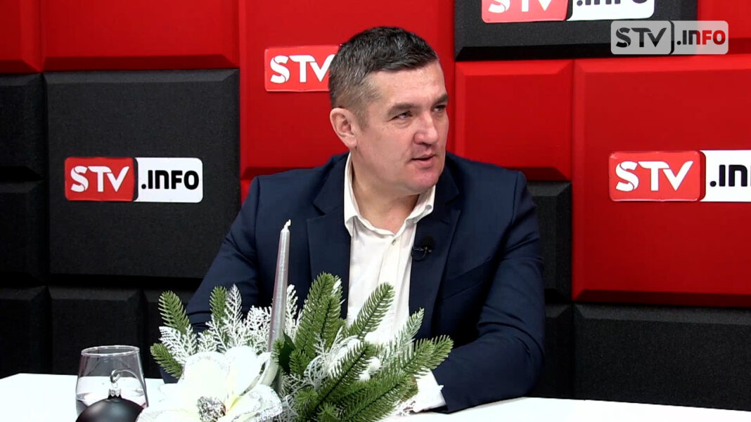 #infoTEMAT: Krzysztof Tworek: Inwestujemy nie tylko w drogi. Ważny jest rozwój gminy w każdej dziedzinie