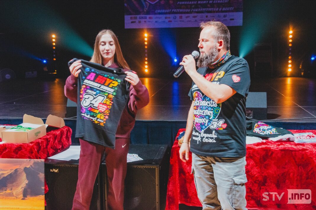 Strażackie „światełko do nieba” zakończyło finałowe granie WOŚP w Osieku