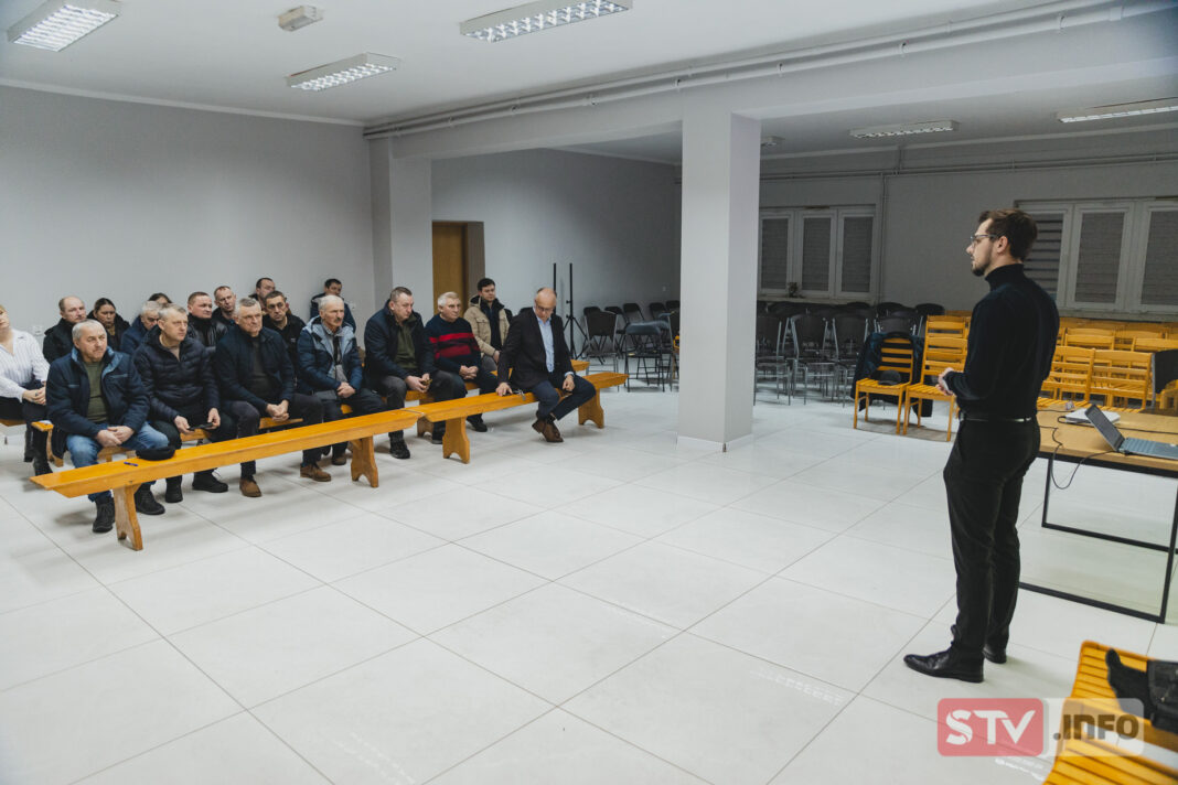 W Wilczycach o fotowoltaice i spółdzielniach energetycznych. W trosce o środowisko i portfele mieszkańców