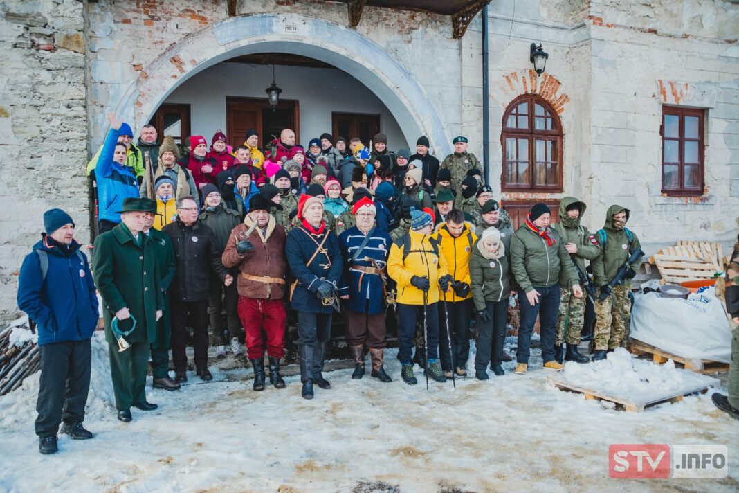 Lekcja historii i patriotyzmu. Upamiętnili powstańców styczniowych