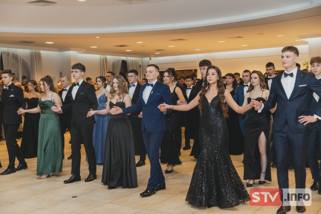 STUDNIÓWKA: II LO im. Tadeusza Kościuszki w Sandomierzu