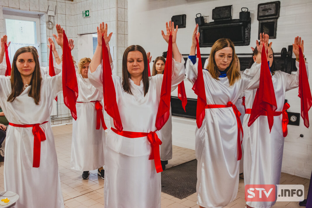 Śniadanie wielkanocne w WTZ Bidziny. Było rodzinnie i pysznie Śniadanie wielkanocne w WTZ Bidziny. Było rodzinnie i pysznie