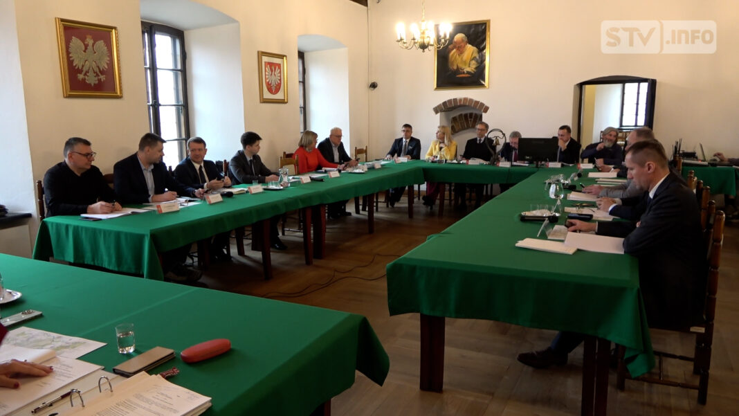 Dr Stanisław Krawczyński upamiętniony. Wybitny lekarz, poseł, samorządowiec patronem ulicy w Sandomierzu