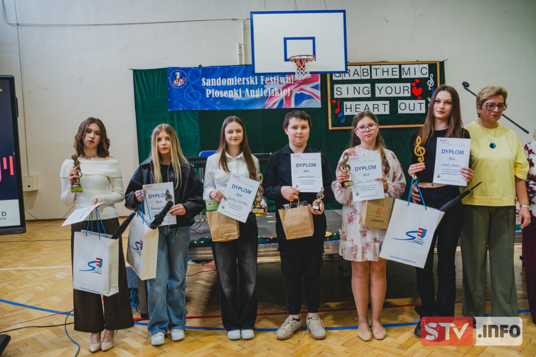 Festiwal Piosenki Angielskiej w Sandomierzu. Młodzi artyści zaprezentowali swoje umiejętności Festiwal Piosenki Angielskiej w Sandomierzu. Młodzi artyści zaprezentowali swoje umiejętności