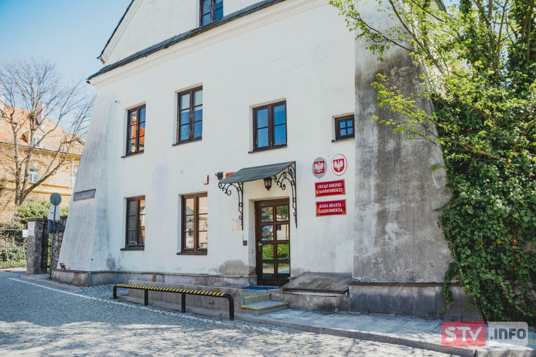 Budynki magistratu do remontu. Koszt inwestycji to 3 mln zł Budynki magistratu do remontu. Koszt inwestycji to 3 mln zł