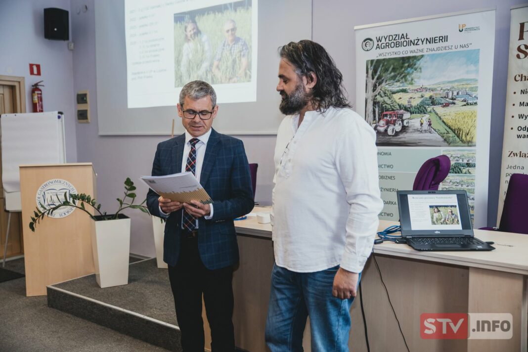 Tradycja na nowo. „Sandomierka” tematem konferencji w Sandomierzu Tradycja na nowo. „Sandomierka” tematem konferencji w Sandomierzu