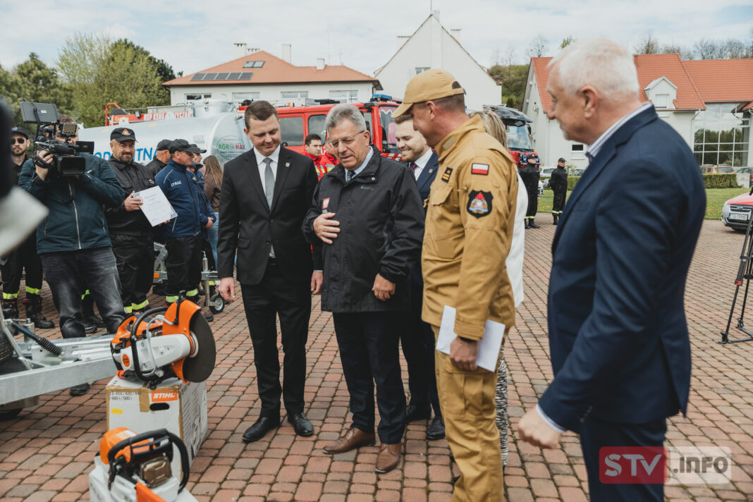 Nowoczesny sprzęt dla OSP w Samborcu. Gmina stawia na bezpieczeństwo mieszkańców Nowoczesny sprzęt dla OSP w Samborcu. Gmina stawia na bezpieczeństwo mieszkańców