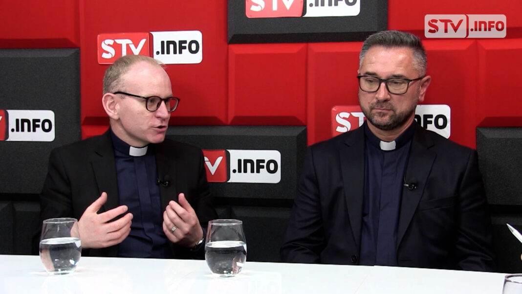 #infoTEMAT. G. Staszczak, D. Koryciński: Zapraszamy na II Diecezjalną Pielgrzymkę Kobiet do Sanktuarium w Ożarowie #infoTEMAT. G. Staszczak, D. Koryciński: Zapraszamy na II Diecezjalną Pielgrzymkę Kobiet do Sanktuarium w Ożarowie