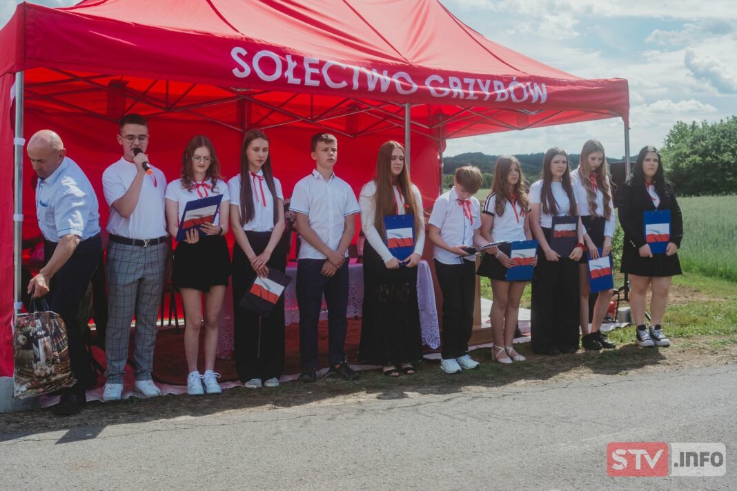 Ku czci legendarnych „Jędrusiów”. Patriotyczne uroczystości w Grzybowie Ku czci legendarnych „Jędrusiów”. Patriotyczne uroczystości w Grzybowie