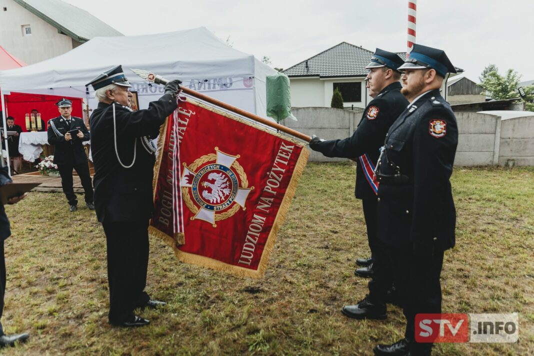 60 lat służby i nowy sztandar. Jubileusz OSP Zimnowoda w gminie Bogoria 60 lat służby i nowy sztandar. Jubileusz OSP Zimnowoda w gminie Bogoria