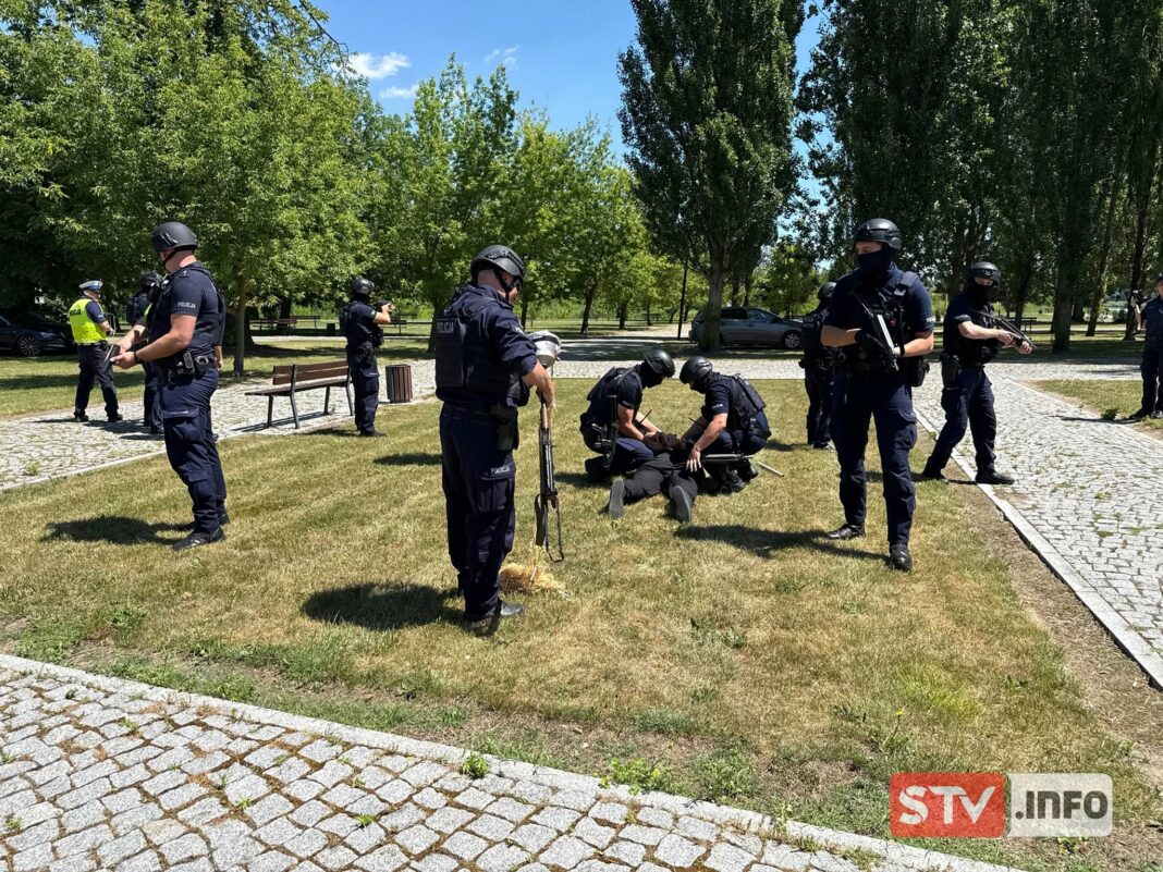 Strażacy i policjanci w Sandomierzu doskonalili umiejętności Strażacy i policjanci w Sandomierzu doskonalili umiejętności