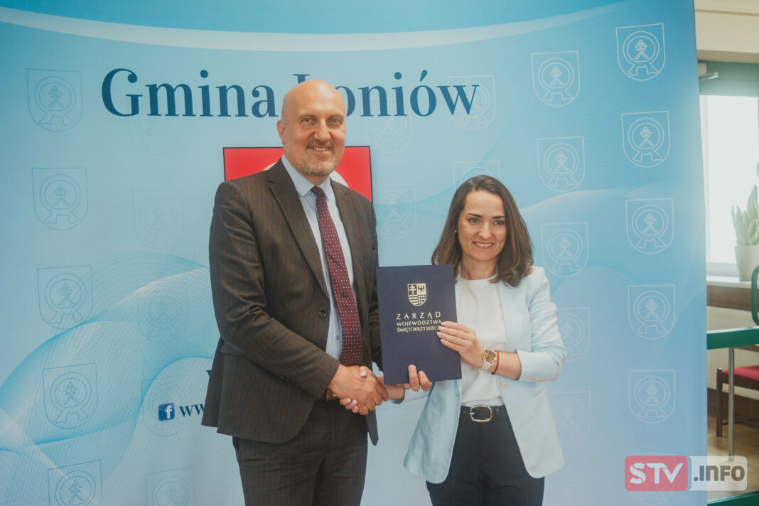 Łoniów przejdzie metamorfozę. Gmina zdobyła blisko 4,5 mln zł na rewitalizację Łoniów przejdzie metamorfozę. Gmina zdobyła blisko 4,5 mln zł na rewitalizację