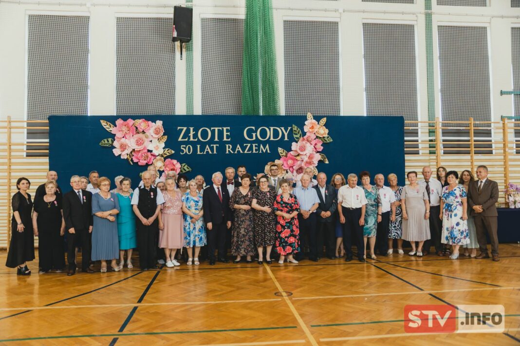 Pary z 50-letnim stażem uhonorowane w Bogorii Pary z 50-letnim stażem uhonorowane w Bogorii