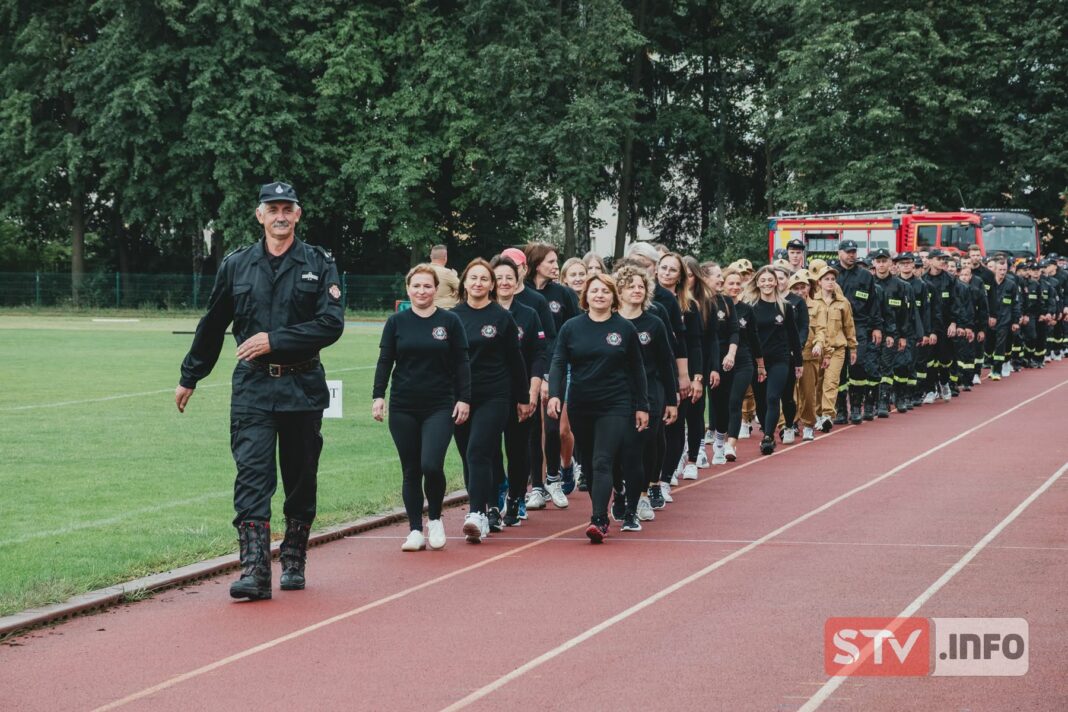17 drużyn na starcie. W Staszowie rozegrano zawody sportowo-pożarnicze 17 drużyn na starcie. W Staszowie rozegrano zawody sportowo-pożarnicze