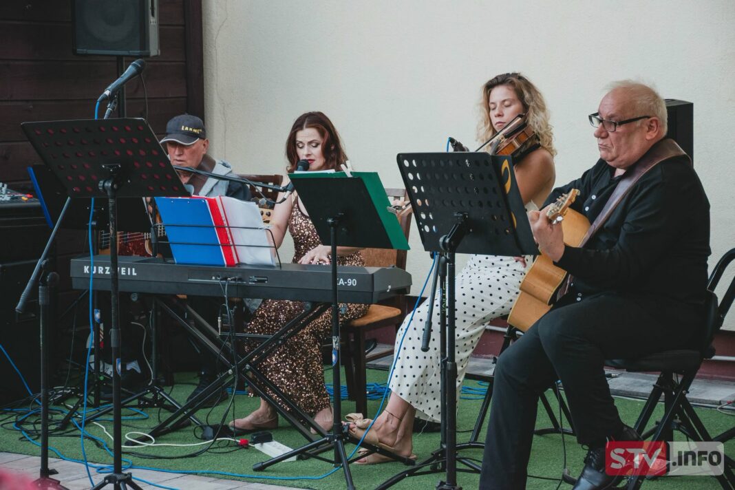 Powrót do czasów młodości. Wyjątkowy wieczór z muzyką retro w Opatowie Powrót do czasów młodości. Wyjątkowy wieczór z muzyką retro w Opatowie