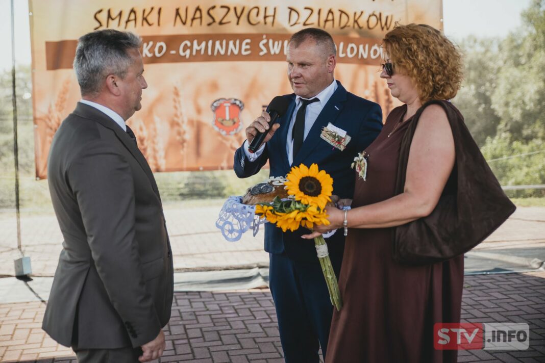 Podziękowanie za trud rolników. W Staszowie odbyły się Dożynki i Dni Chleba Podziękowanie za trud rolników. W Staszowie odbyły się Dożynki i Dni Chleba