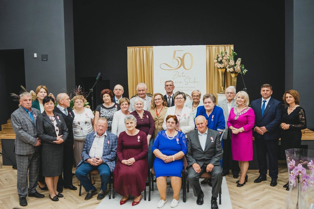 Złote Gody w Zawichoście. 50-lecie pożycia małżeńskiego Złote Gody w Zawichoście. 50-lecie pożycia małżeńskiego