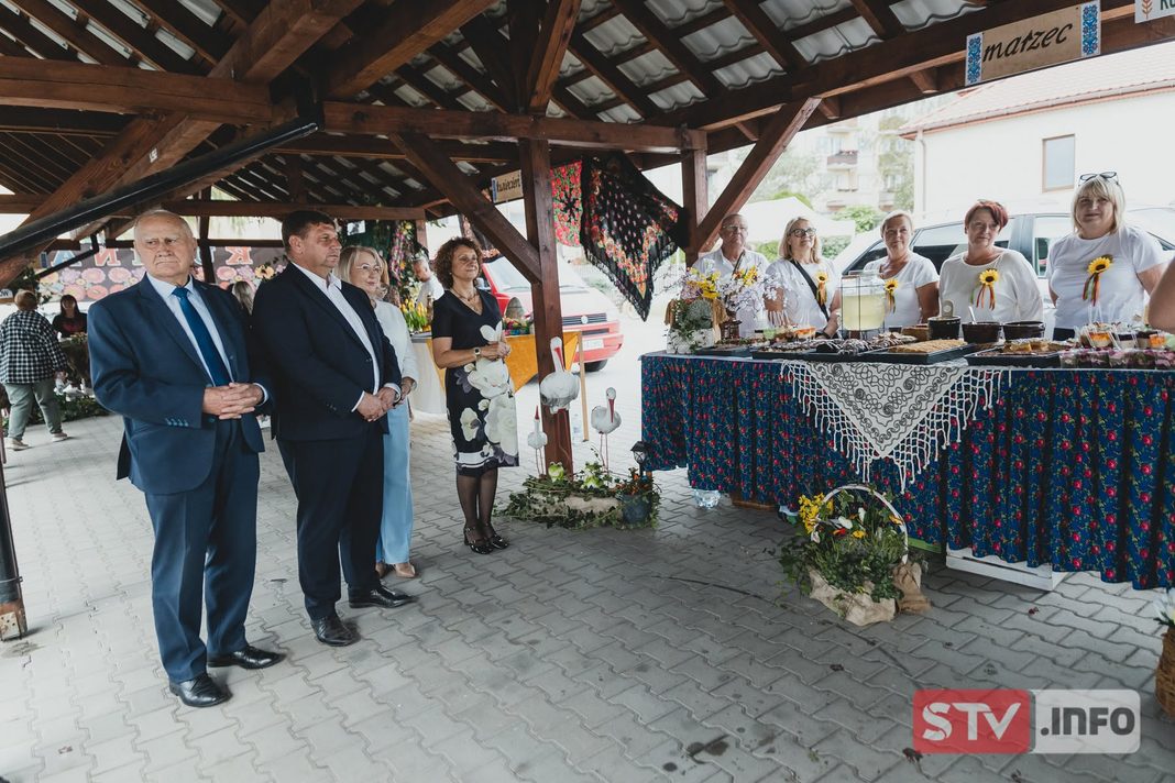 Tradycyjne potrawy i biesiadowanie. Za nami „Zawichojskie Smaki Czterech Pór Roku” Tradycyjne potrawy i biesiadowanie. Za nami „Zawichojskie Smaki Czterech Pór Roku”