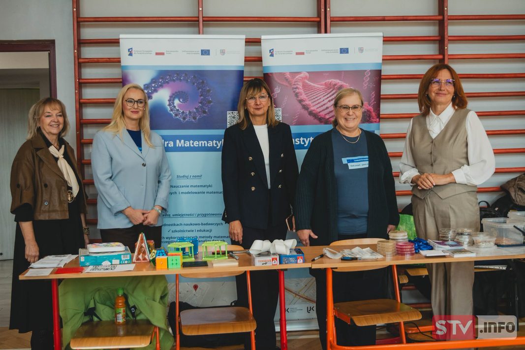 Uczniowie z Opatowa na zajęciach UJK i Politechniki Świętokrzyskiej. Praktyczne przygotowanie do studiów Uczniowie z Opatowa na zajęciach UJK i Politechniki Świętokrzyskiej. Praktyczne przygotowanie do studiów