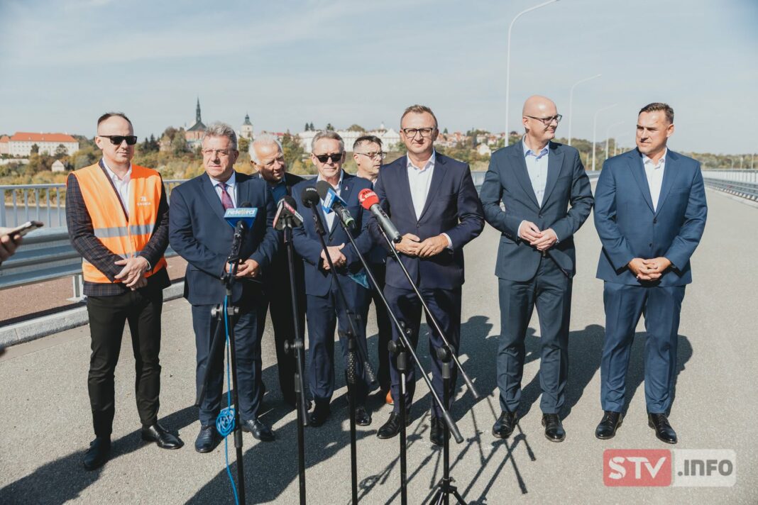 I etap „Lwowskiej Bis” na ukończeniu. Niedługo przejedziemy nowym mostem i rondem w Sandomierzu I etap „Lwowskiej Bis” na ukończeniu. Niedługo przejedziemy nowym mostem i rondem w Sandomierzu