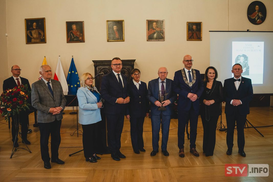 Marcin Kwieciński i Wojciech Kalwat laureatami nagrody Bonum Publicum w Sandomierzu Marcin Kwieciński i Wojciech Kalwat laureatami nagrody Bonum Publicum w Sandomierzu